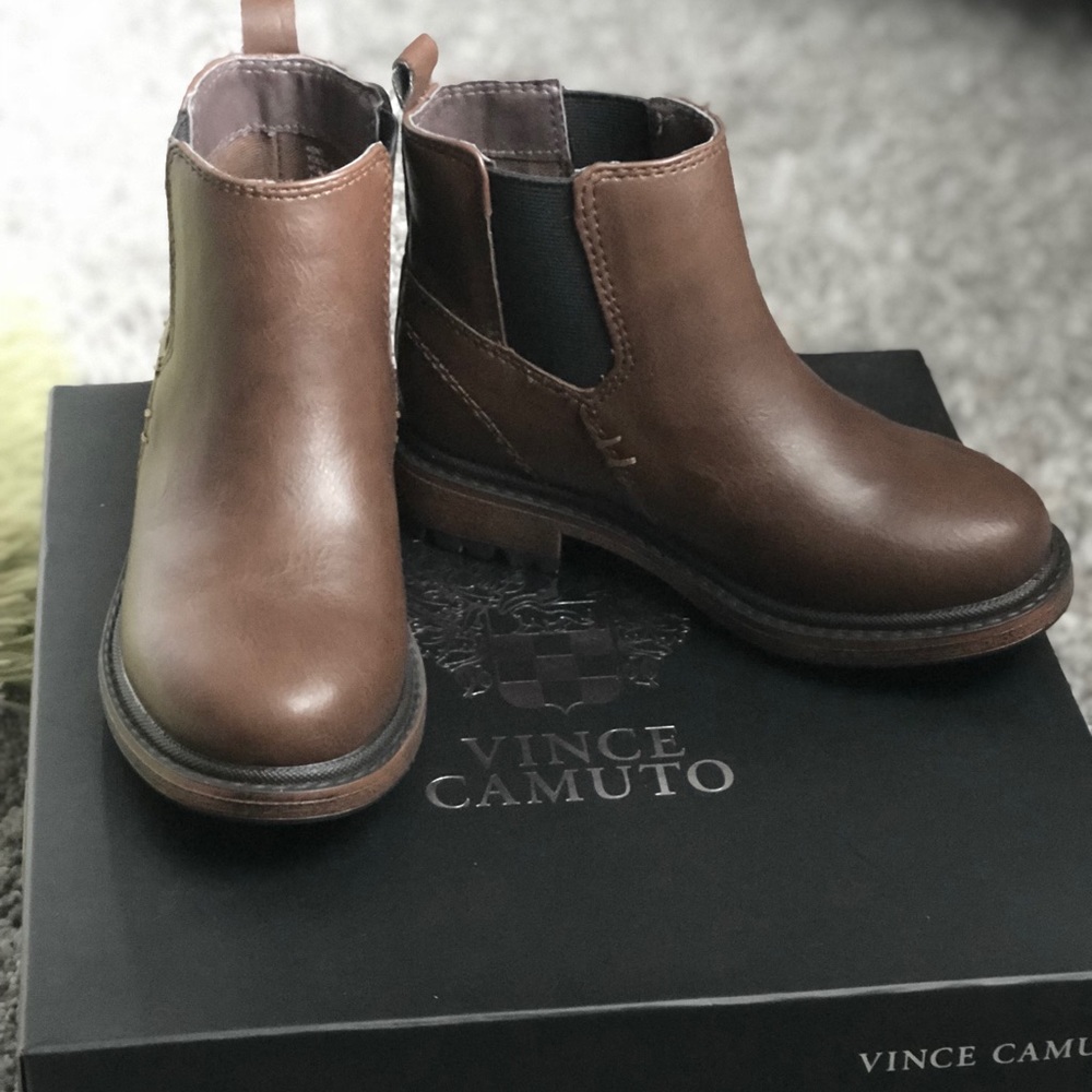 NIB toddler boy fall boots Vince Camino size 10